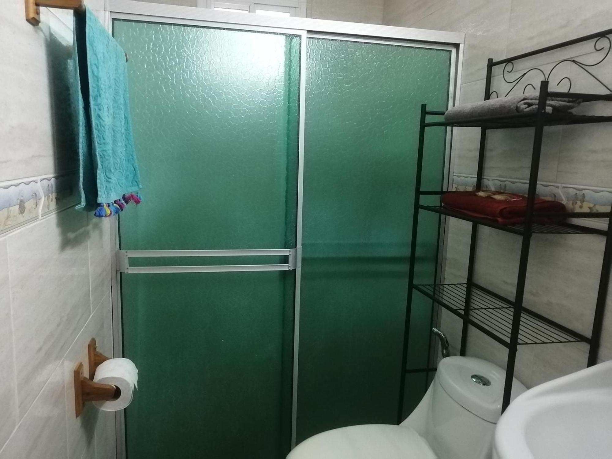 Tipo Estudio Amueblado Tranquilo Y Acogedor Cocina Y Bano Privado Independiente En Chanis Cerca De Costa Del Homestay *